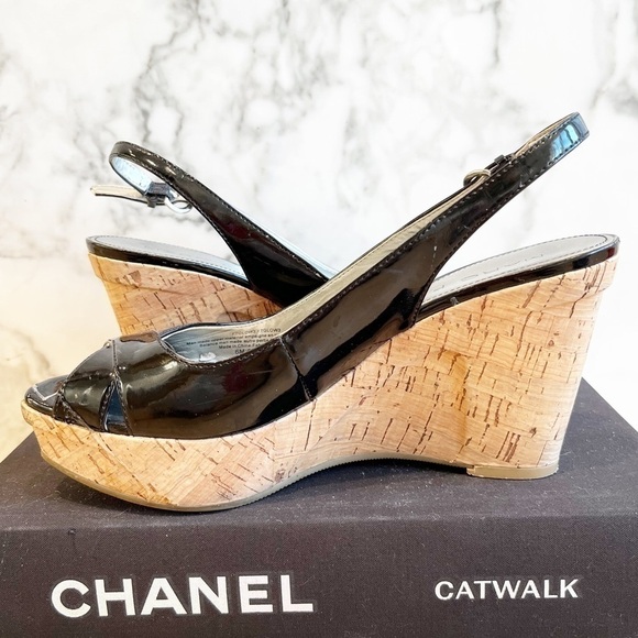 𝅺marc Fisher Black Patent Cork Wedge - Picture 8 of 8